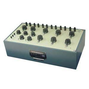 UJ25�͸�늄�ֱ���λ��Ӌ