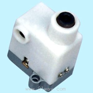 DP-63(A)B�͉����^���